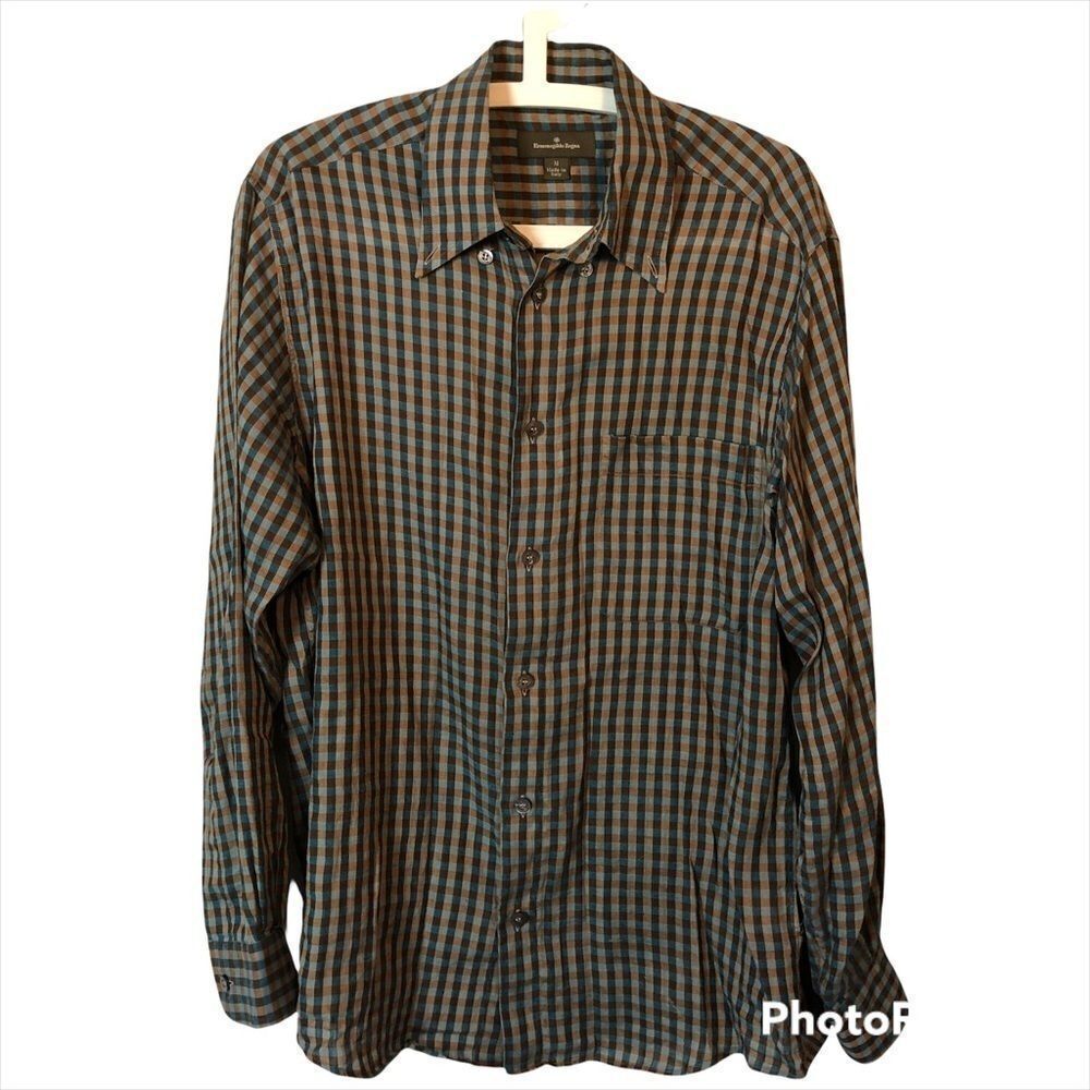 Ermenegildo Zegna linen button down shirt.